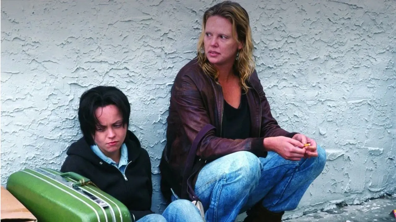 Charlize Theron som Aileen Wuornos i Monster