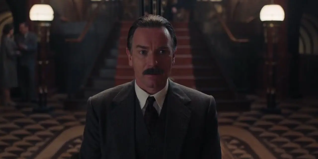 伊万·麦克格雷格 (Ewan McGregor) 在《莫斯科绅士》中饰演亚历山大·罗斯托夫 (Alexander Rostov),表情忧心忡忡 伊万·麦克格雷格 (Ewan McGregor) 在《莫斯科绅士》中饰演亚历山大·罗斯托夫 (Alexander Rostov),表情忧心忡忡