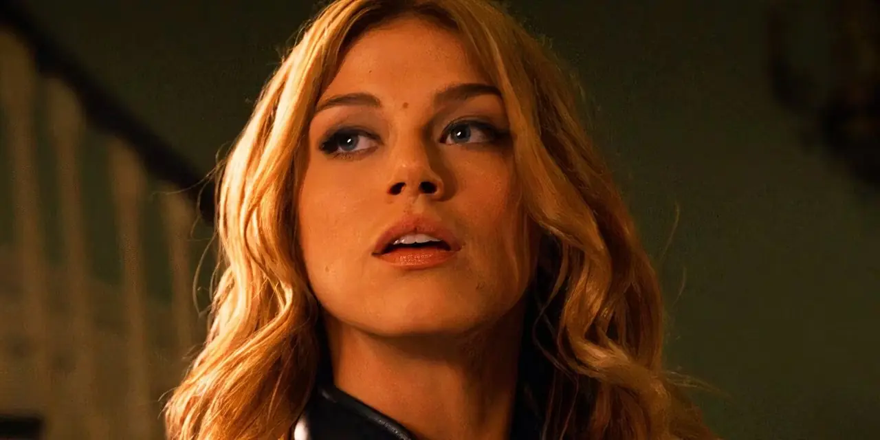 بوبي مورس في دور الطائر المحاكي في فيلم Agents of SHIELD