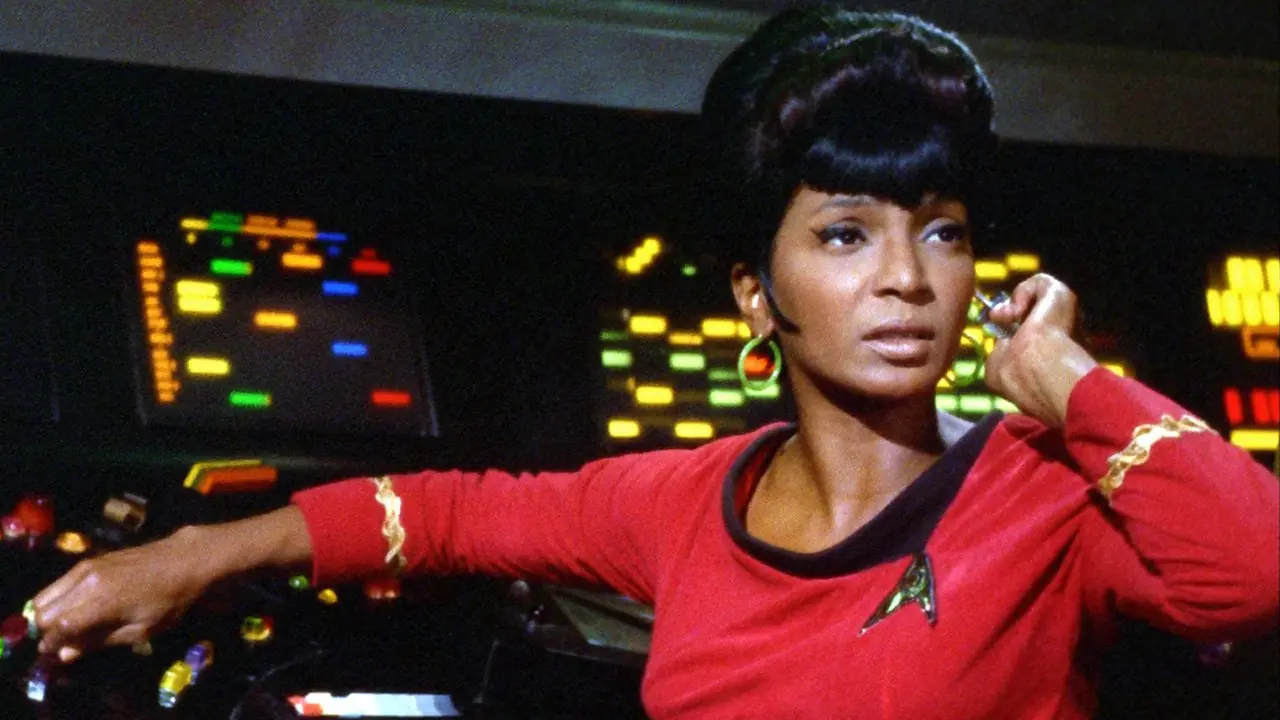 Seis décadas después, la icónica línea Star Trek de Uhura sigue estando entre las mejores citas de la ciencia ficción
