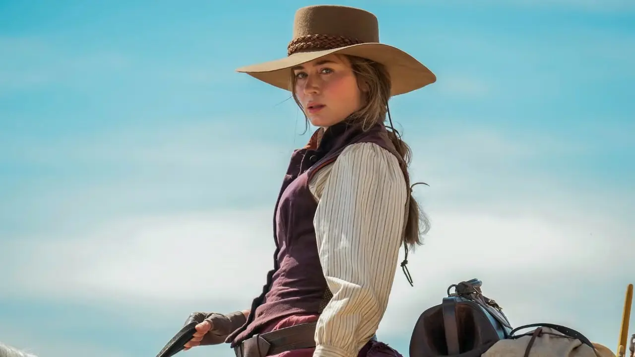 Emily Blunt à cheval dans L'anglais