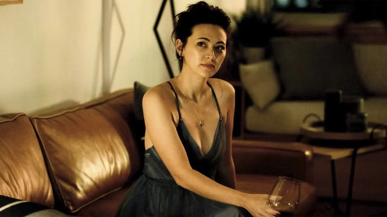 Jessica Henwick som Ruth i How To Make A Killing