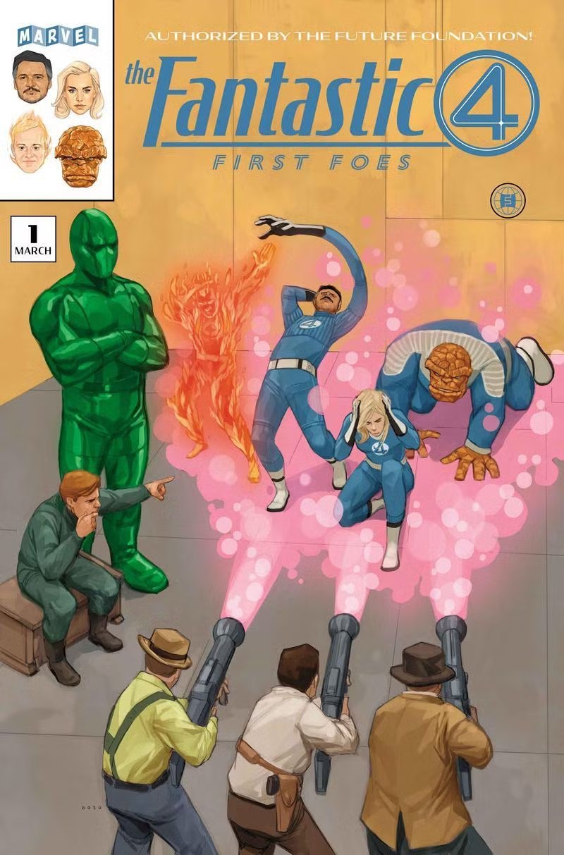 Mad Thinker en een Adaptoid staan terwijl de Fantastic Four worden aangevallen door een menigte die mistwerpers vasthoudt Mad Thinker en een Adaptoid staan terwijl de Fantastic Four worden aangevallen door een menigte die mistwerpers vasthoudt
