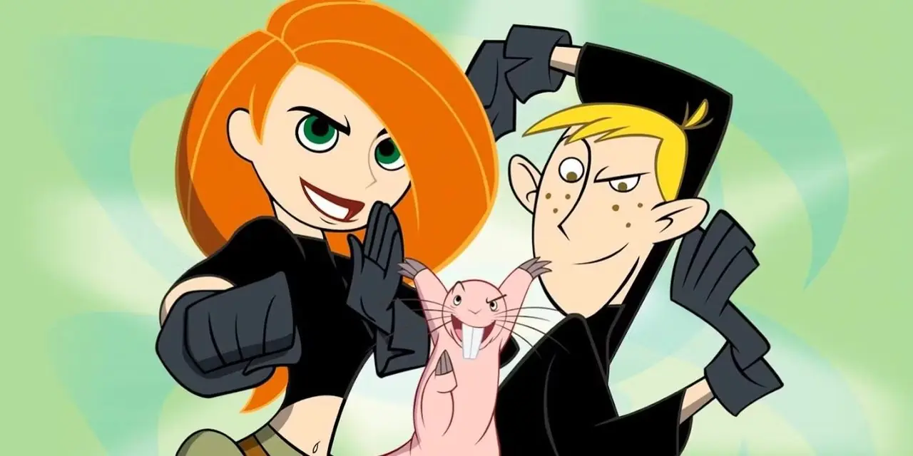 Kim e Ron estão posando com Rufus em Kim Possible Kim e Ron estão posando com Rufus em Kim Possible
