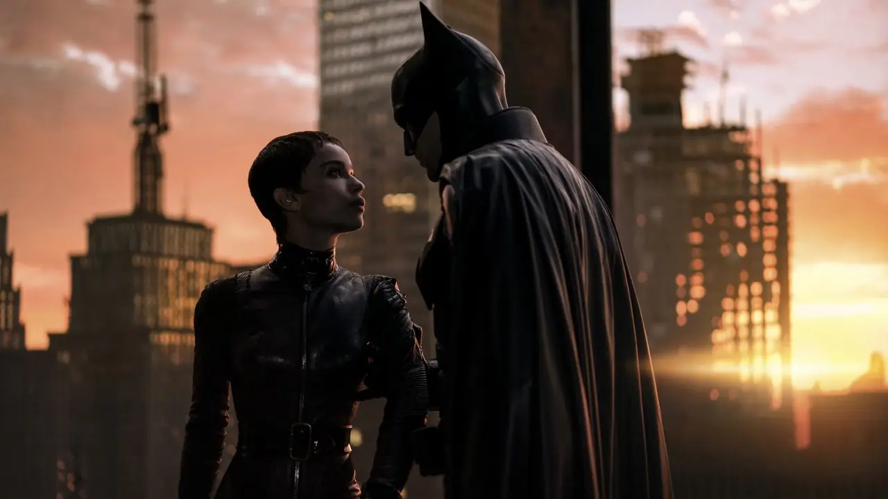 Zoë Kravitz y Robert Pattinson en The Batman