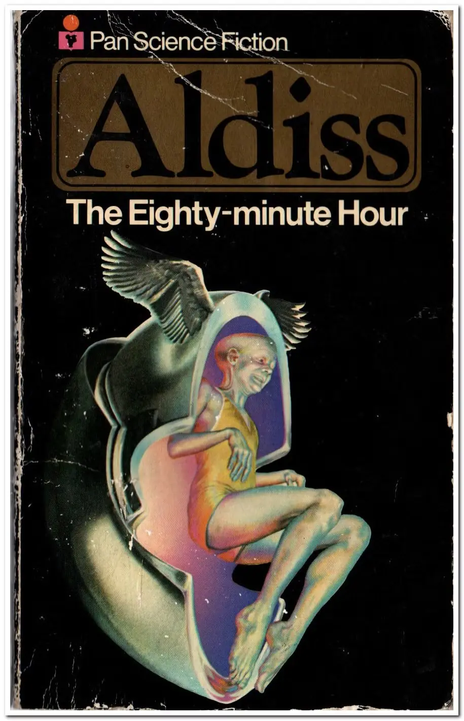 Aldiss의 The Eighty-Minute Hour 책 표지에는 날개가 달린 은색 의자에 앉은 인간과 같은 외계인이 등장합니다.