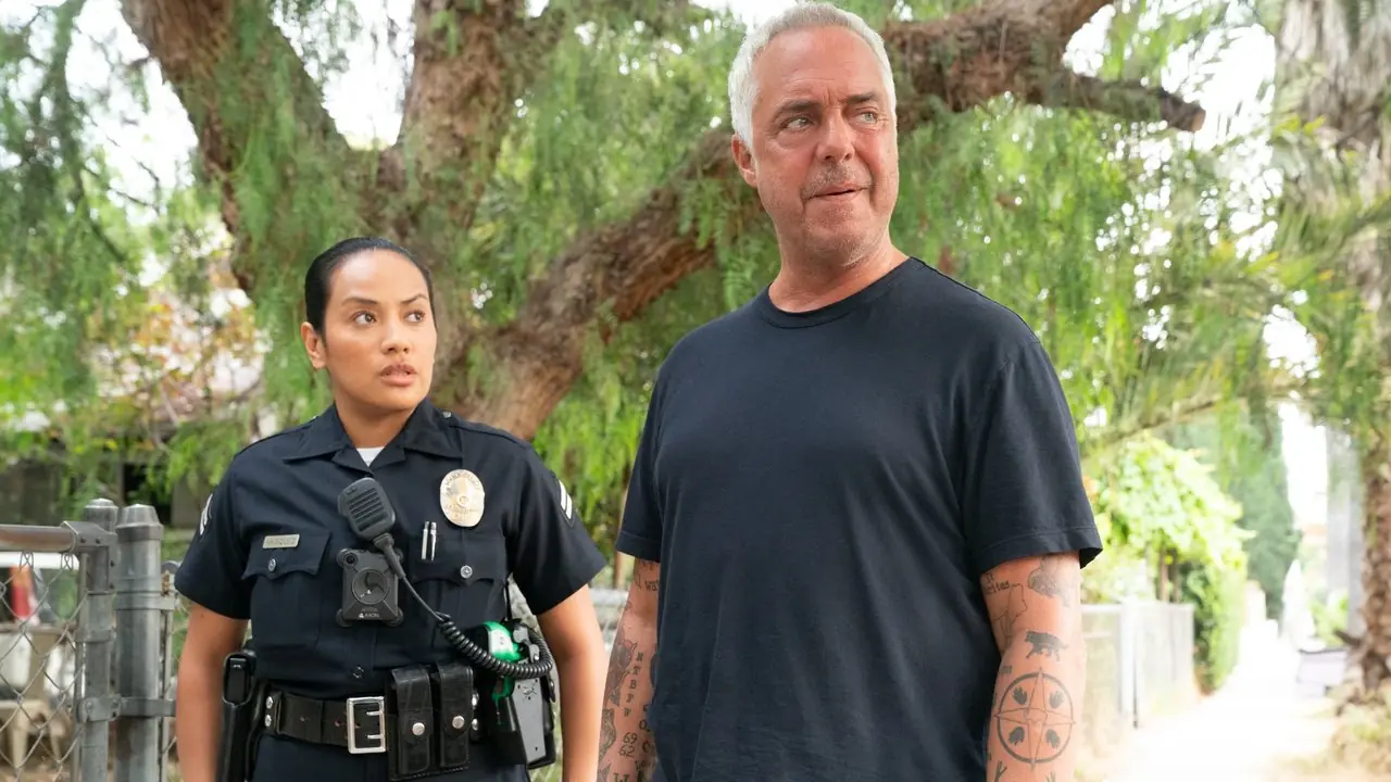 Denise G. Sanchez ve Titus Welliver, Bosch Legacy'nin 2. sezonunda Denise G. Sanchez ve Titus Welliver, Bosch Legacy'nin 2. sezonunda