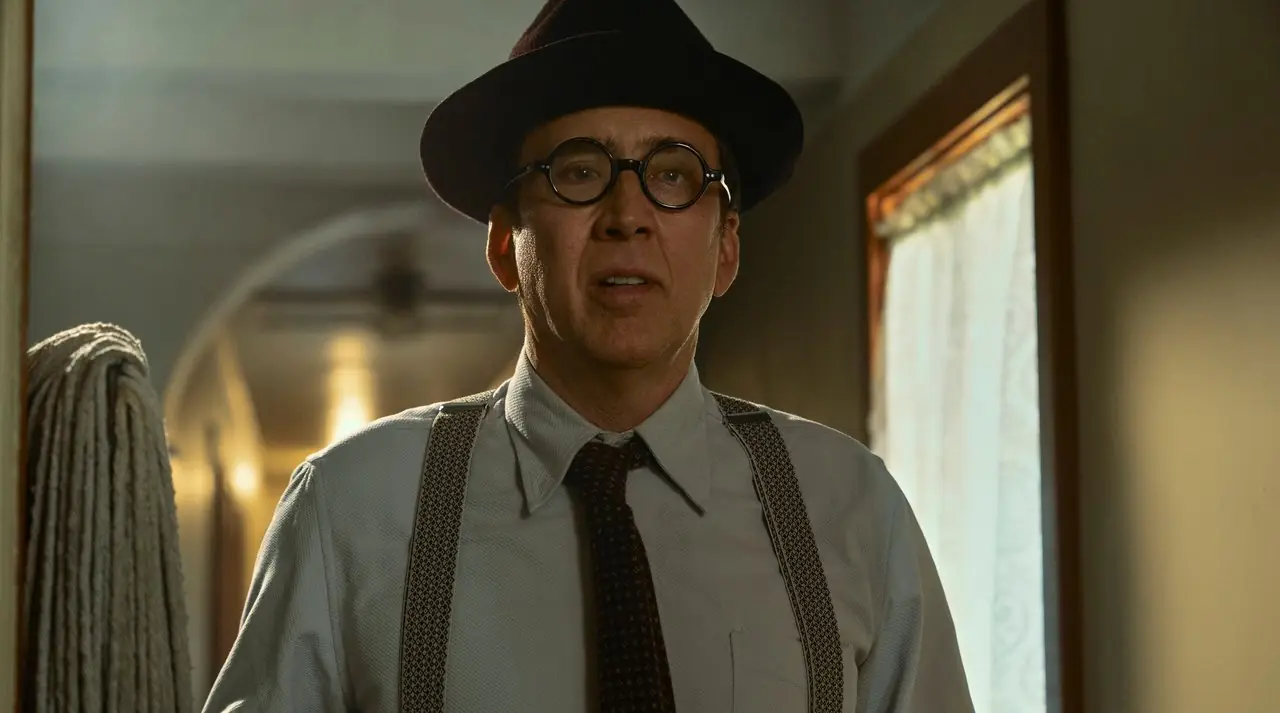 Nicolas Cage dans le rôle de Ben Reilly dans Spider-Noir Nicolas Cage dans le rôle de Ben Reilly dans Spider-Noir