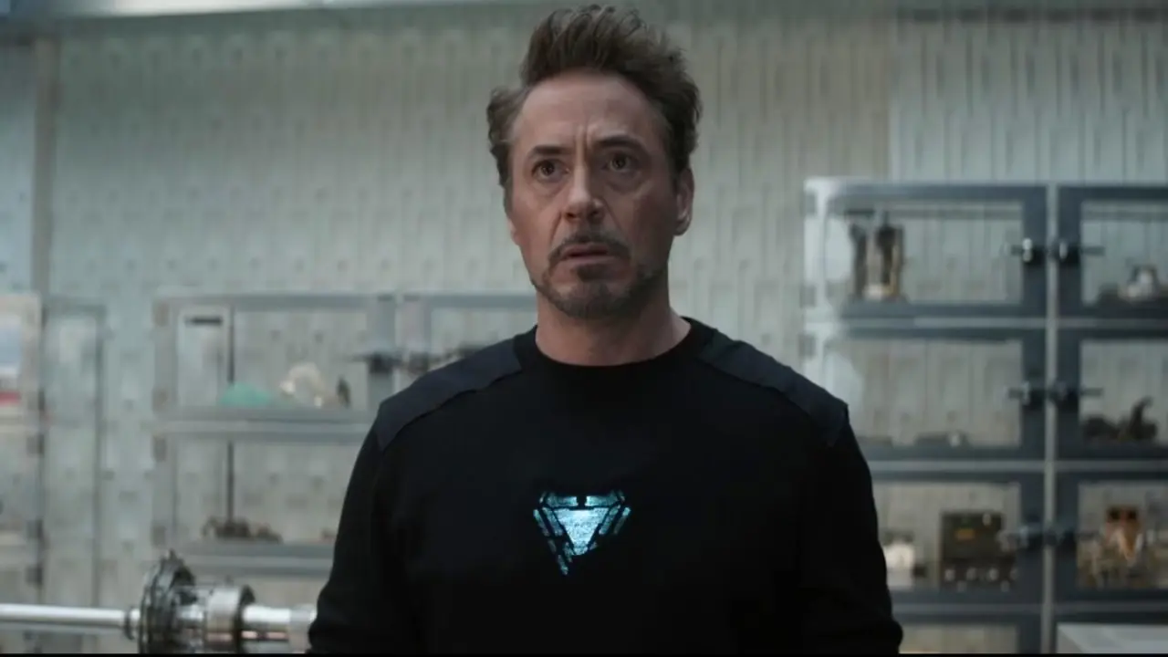 Avengers Doomsday en Doctor Doom-acteur Robert Downey Jr. zien er geschokt uit als Tony Stark Iron Man in Endgame