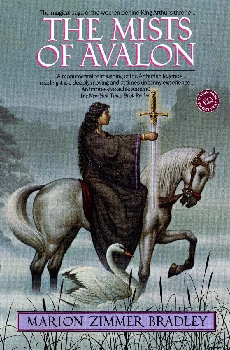 A capa de The Mists of Avalon de Marion Zimmer Bradley