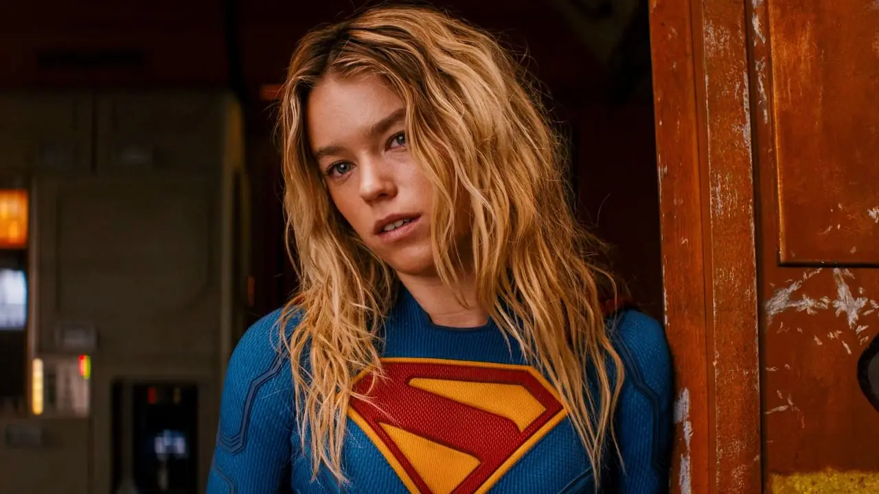 Milly Alcock como Kara en Supergirl