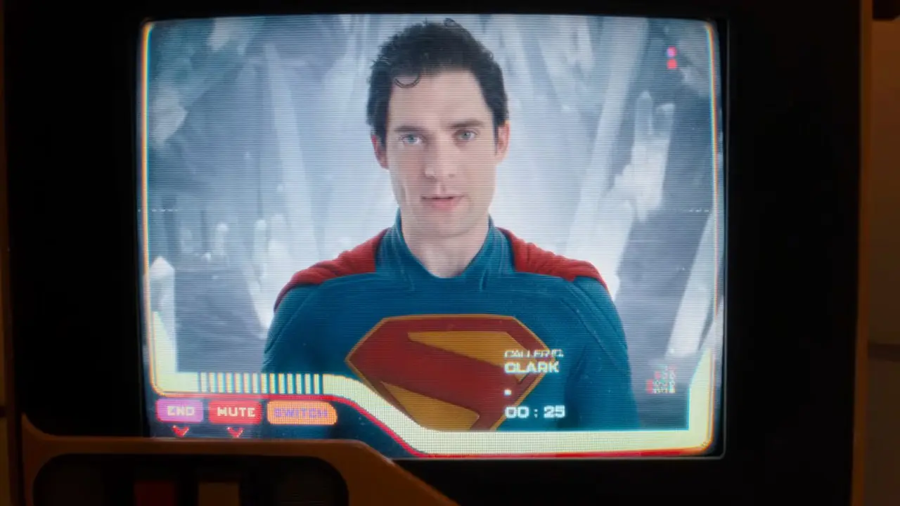 James Gunn väger in Secret DC Character Rykten för Man of Tomorrow