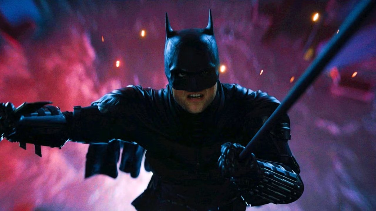 Mike Flanagan esprime il suo verdetto ufficiale sul film sui cattivi di Batman classificato come R
