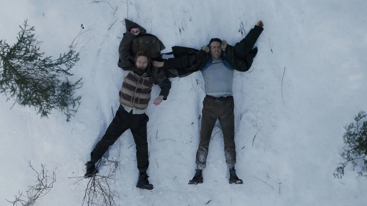 Ryan Reynolds e Kenneth Branagh di Mayday