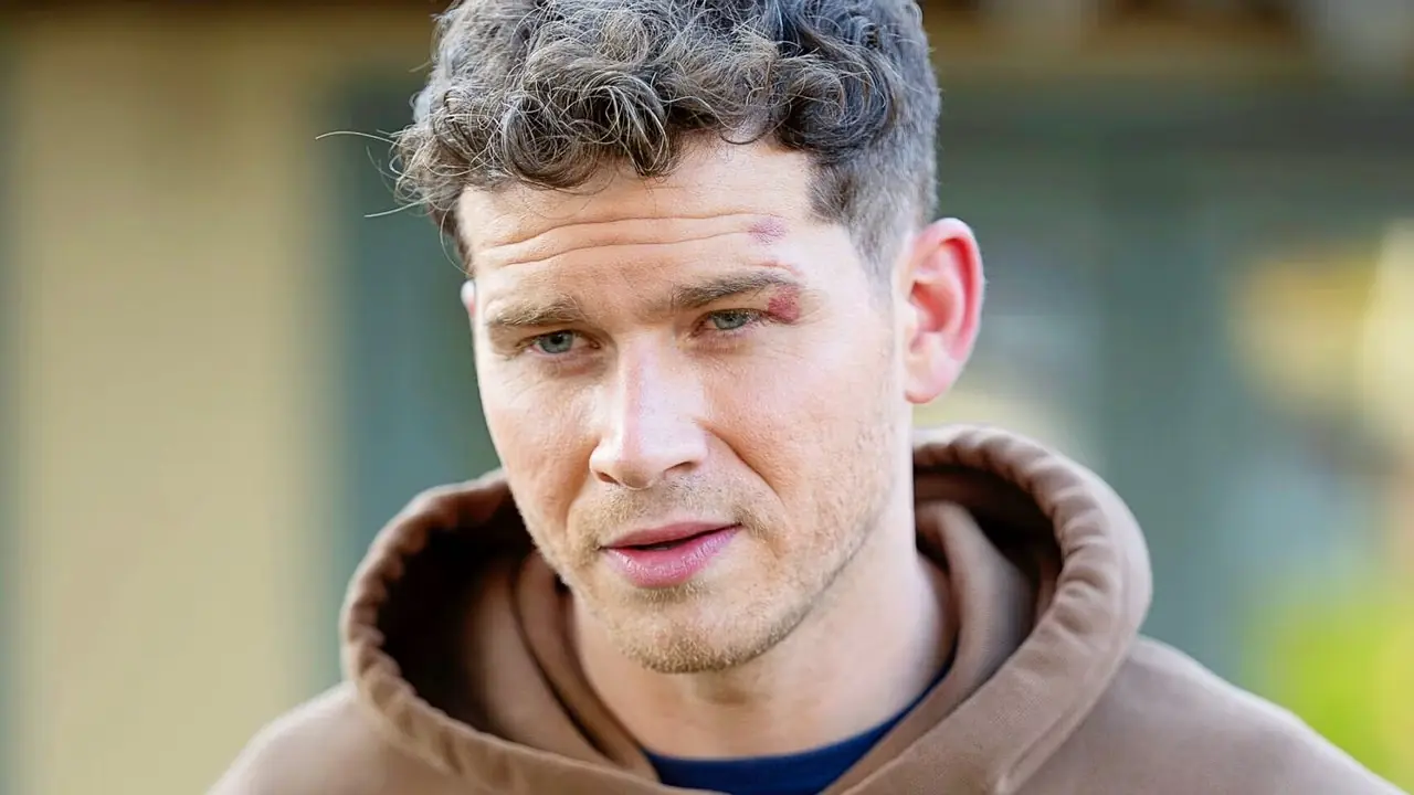 Oliver Stark als Buck in 9-1-1 Oliver Stark als Buck in 9-1-1