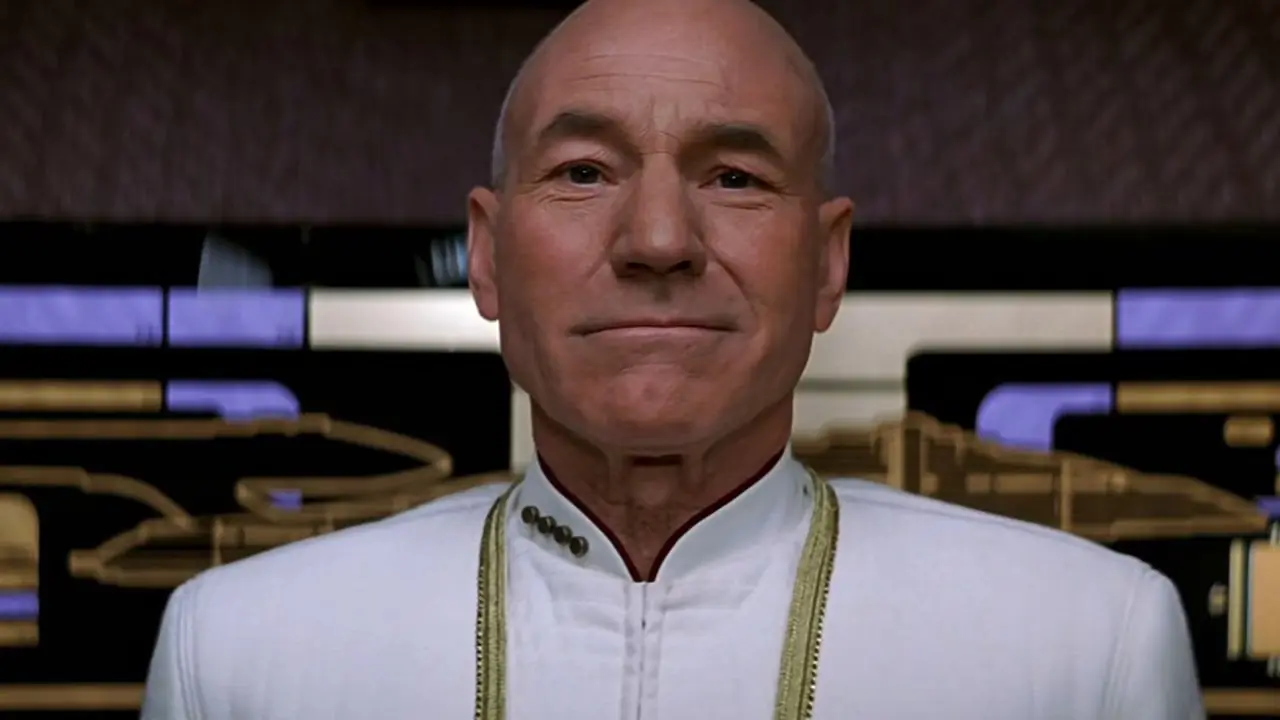 Capitaine Picard souriant Capitaine Picard souriant