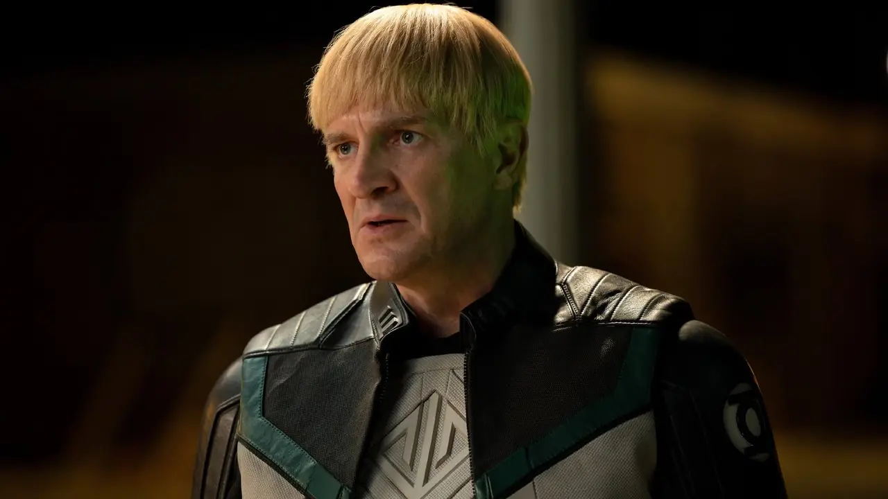 Lanternas da HBO sinalizam grande mudança antes do retorno do filme de Nathan Fillion em 2027