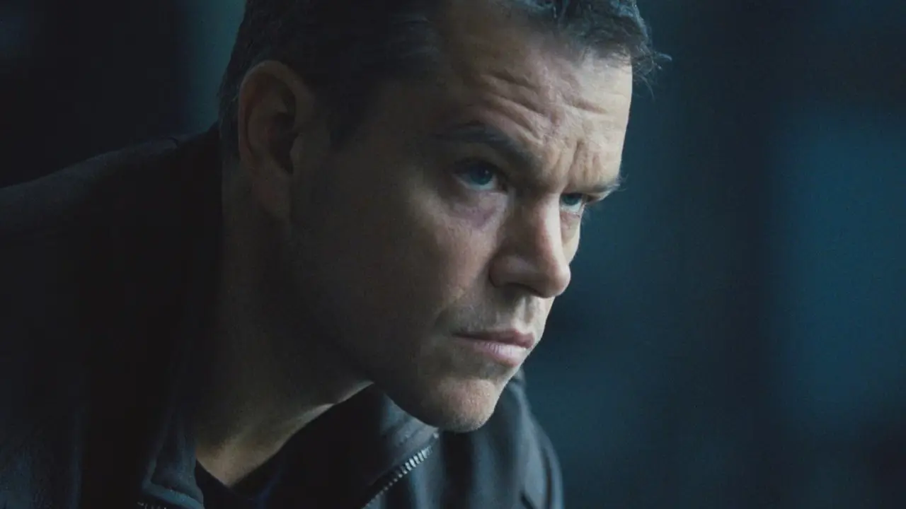Matt Damon luce serio en Jason Bourne de 2016 Matt Damon luce serio en Jason Bourne de 2016