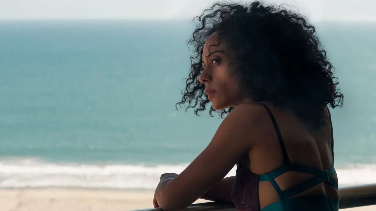 مراجعة Misty Green: روزاليند إليزار تتألق في دور الدراما المذهلة لكريس روك Falls Flat في TIFF