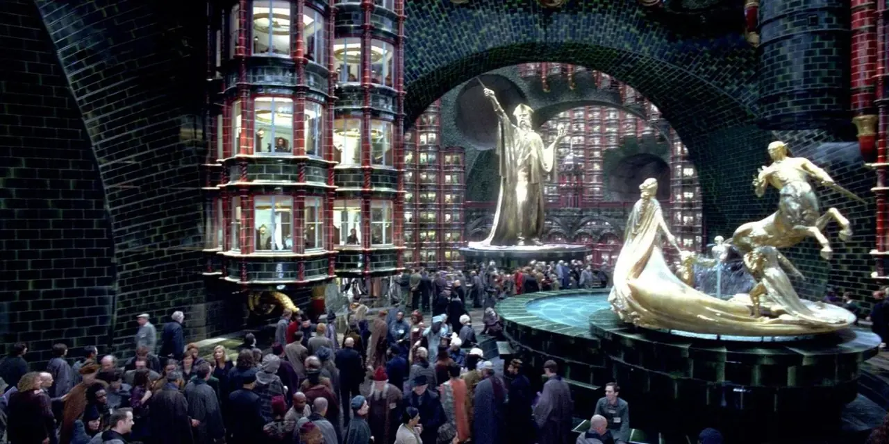 El Ministerio de Magia en Harry Potter y la Orden del Fénix El Ministerio de Magia en Harry Potter y la Orden del Fénix
