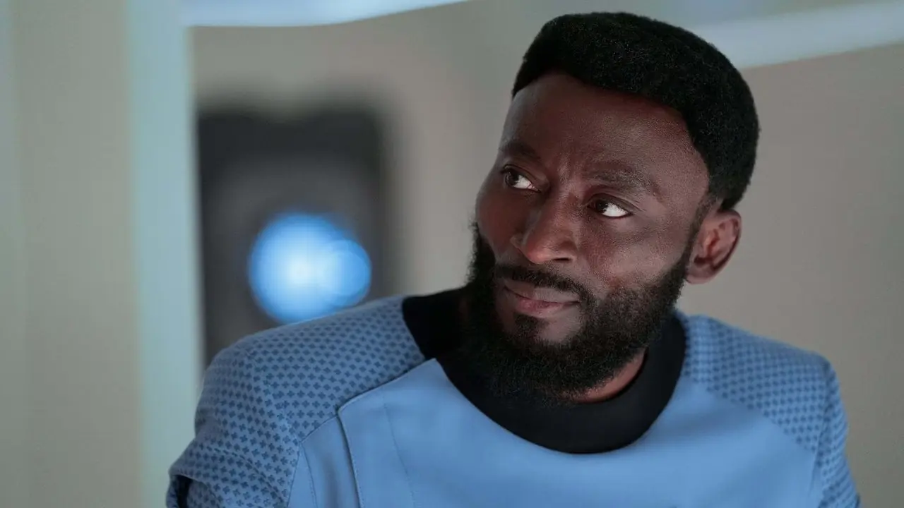 Dlaczego dr.M'Benga wciąż próbuje opuścić Gwiezdną Flotę i jak wygląda przyszłość Star Trek po Strange New Worlds