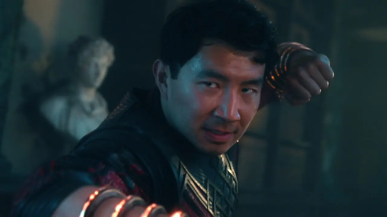 Simu Liu als Shang-Chi in Avengers Doomsday Simu Liu als Shang-Chi in Avengers Doomsday