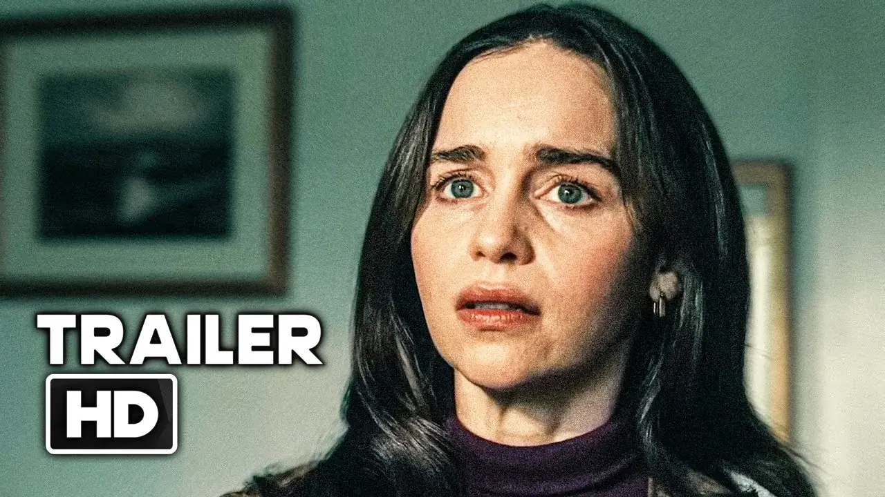 Pierwszy oficjalny look! Nowy zwiastun serialu PONYS Emilia Clarke i Haley Lu Richardson ukazuje imponującą produkcję
