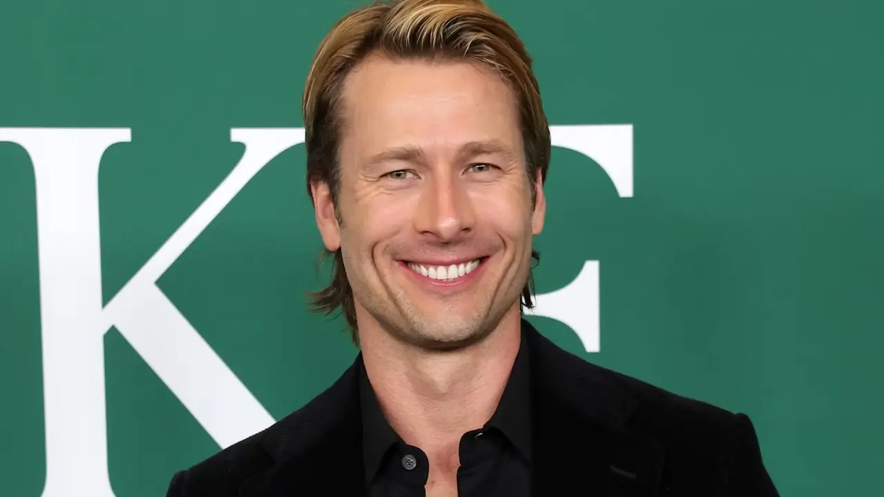 Criador confirma que a série Hulu de Glen Powell terminará após a terceira temporada