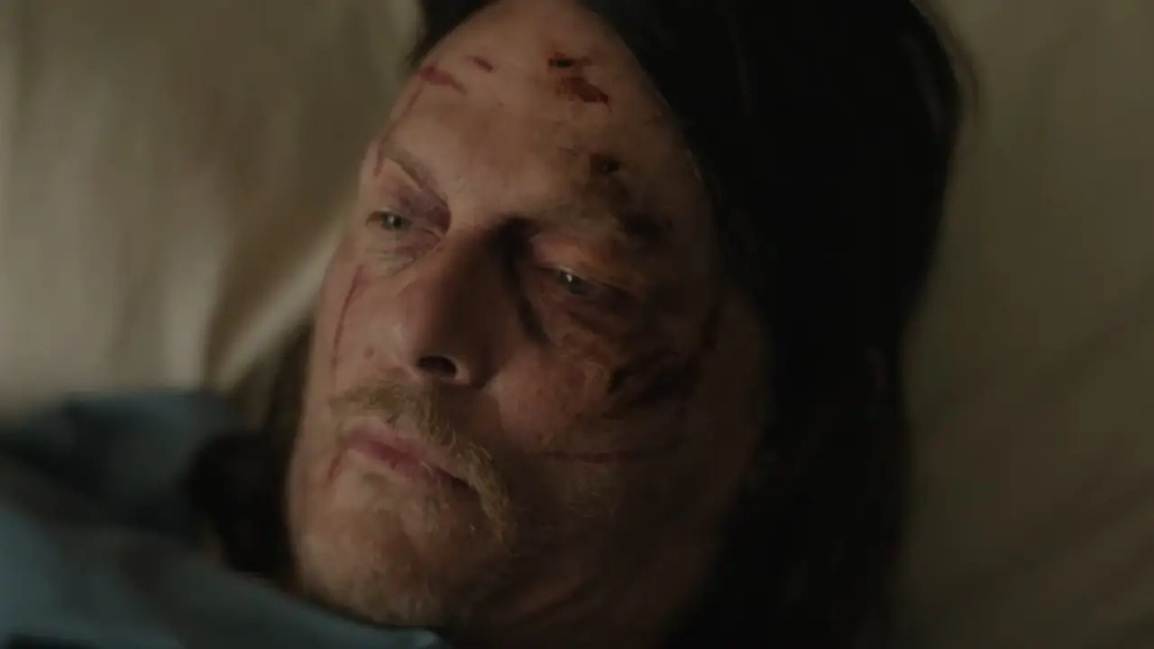 Daryl Dixon budzi się w łóżku w sezonie 4