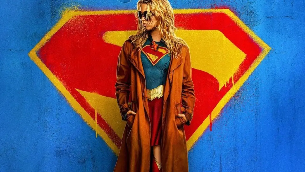 Milly Alcock som Supergirl i den første offisielle plakaten Milly Alcock som Supergirl i den første offisielle plakaten