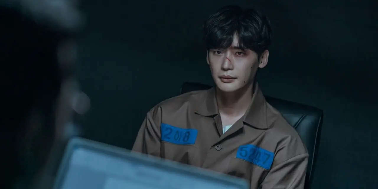 Lee Jong-suk ser seriøs ut i Big Mouth