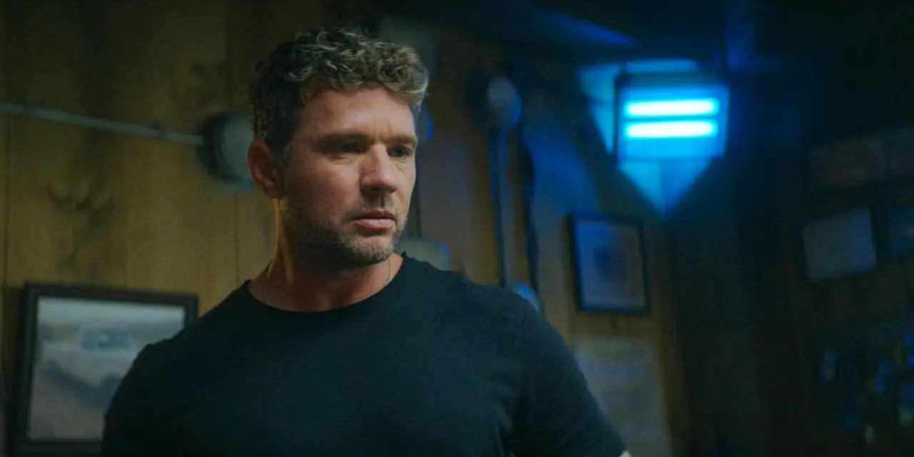 Logan Maddox (Ryan Phillippe) un poco confundido en Motorheads Temporada 1 Ep 4