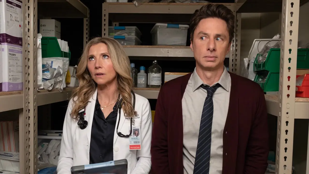 Sarah Chalke analizza l’impatto della storia d’amore di JD sulla seconda stagione su Elliot